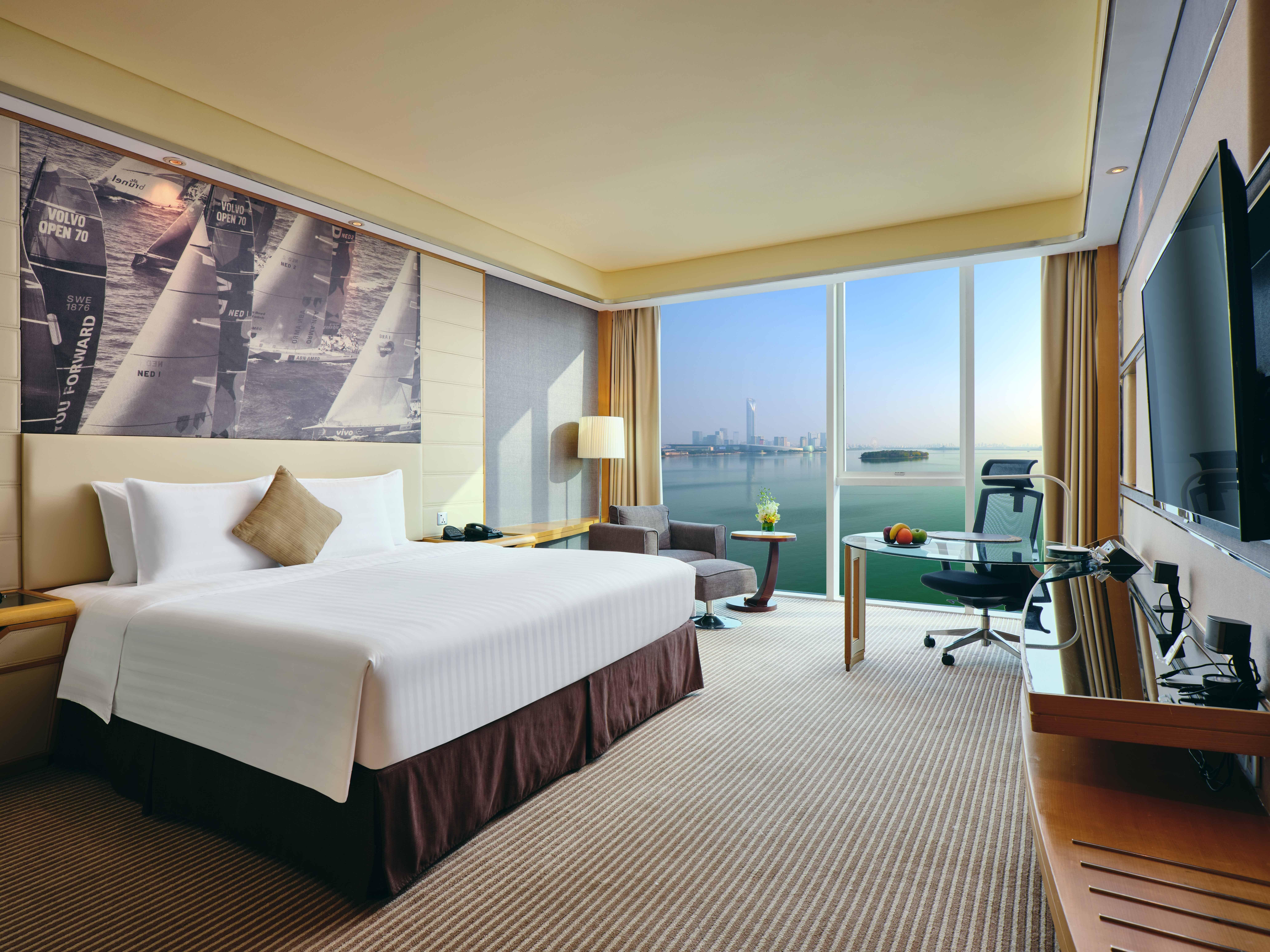 Crowne Plaza Suzhou By Ihg Hotel Exterior photo