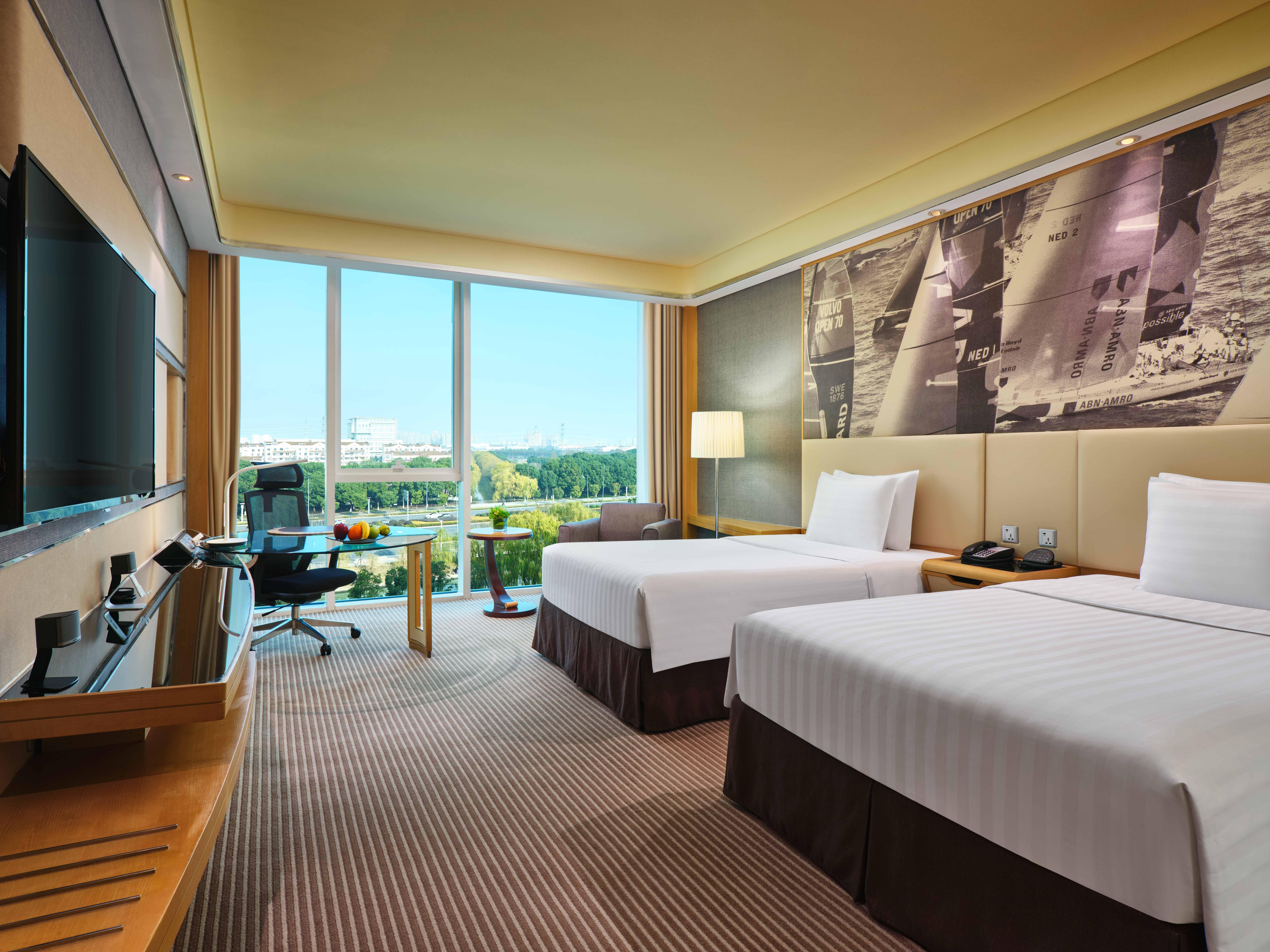 Crowne Plaza Suzhou By Ihg Hotel Exterior photo